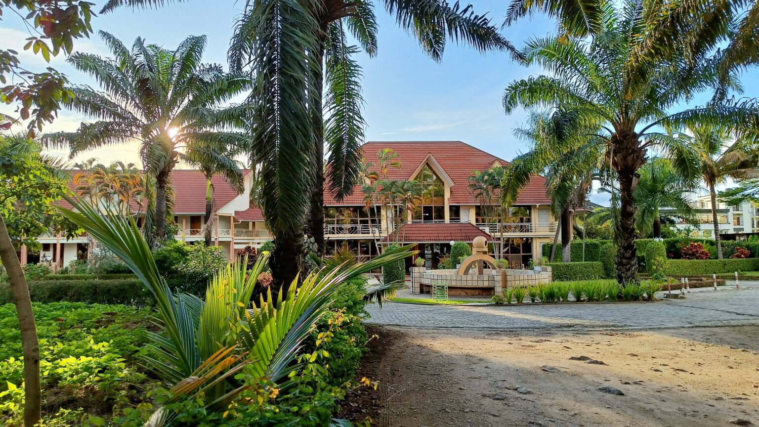 safari gate hotel